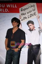 Shahrukh Khan promotes My Name is Khan in Cinemax on 20th Feb 2010 (56).JPG